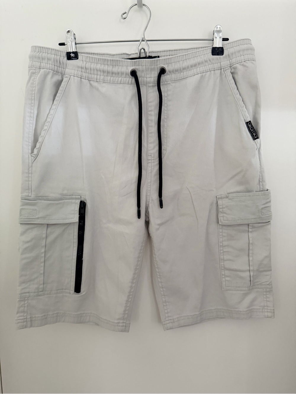 Akademiks Light Gray Cargo Drawstring Shorts with Black Accents